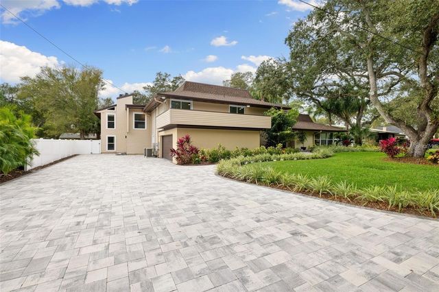 1584 OAK LANE, Clearwater, FL 33764
