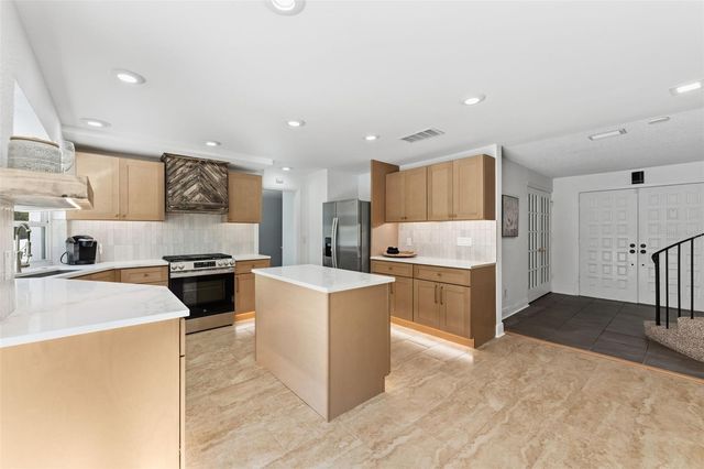 1584 OAK LANE, Clearwater, FL 33764