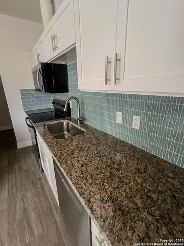 4010 queenswood, San Antonio, TX 78218