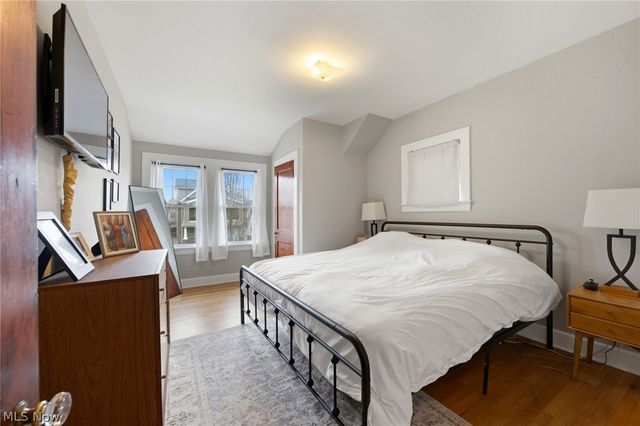 1284 Jackson Avenue, Lakewood, OH 44107