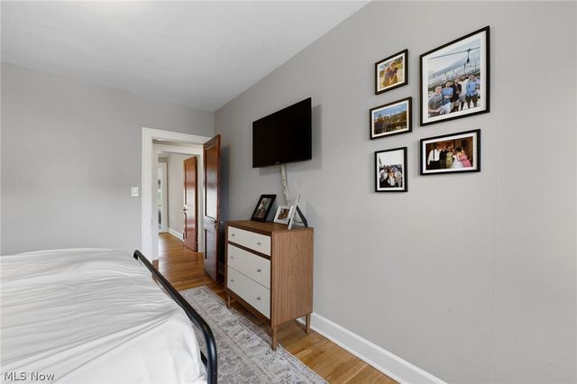 1284 Jackson Avenue, Lakewood, OH 44107