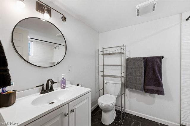 1284 Jackson Avenue, Lakewood, OH 44107