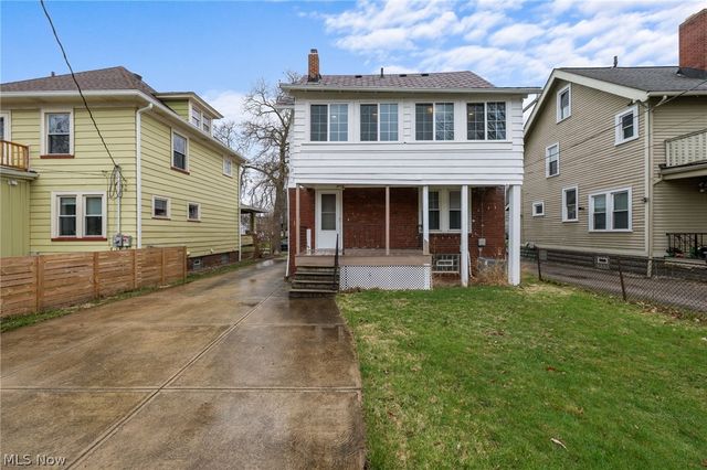 1284 Jackson Avenue, Lakewood, OH 44107