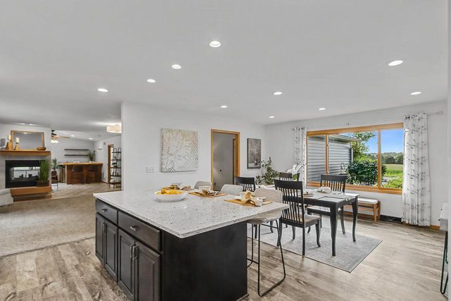 4862 Hickory Trail, Middleton, WI 53562