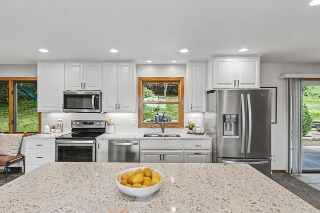 4862 Hickory Trail, Middleton, WI 53562