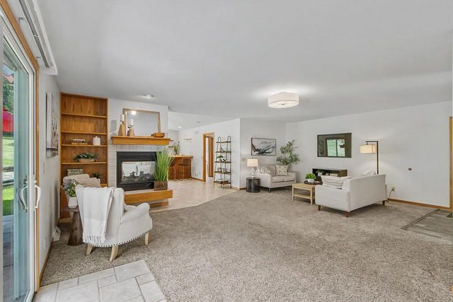 4862 Hickory Trail, Middleton, WI 53562