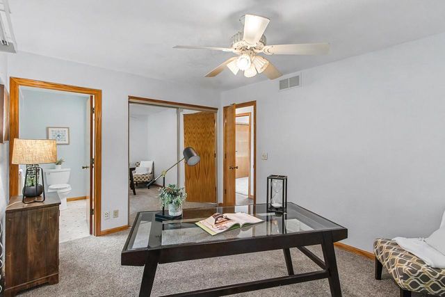 4862 Hickory Trail, Middleton, WI 53562