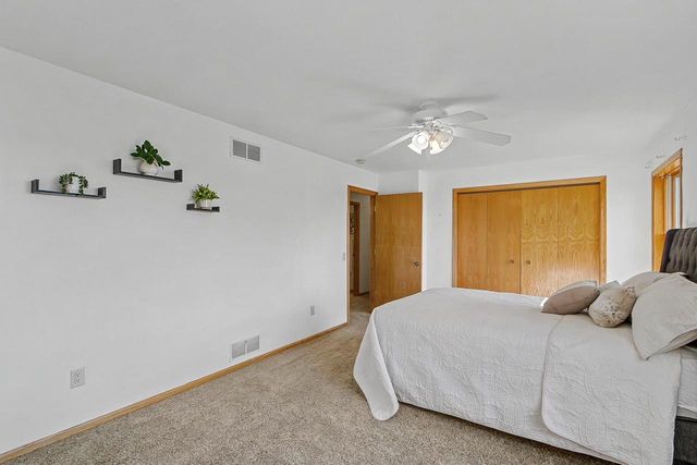 4862 Hickory Trail, Middleton, WI 53562