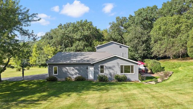 4862 Hickory Trail, Middleton, WI 53562