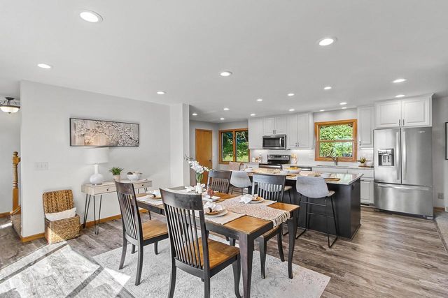 4862 Hickory Trail, Middleton, WI 53562