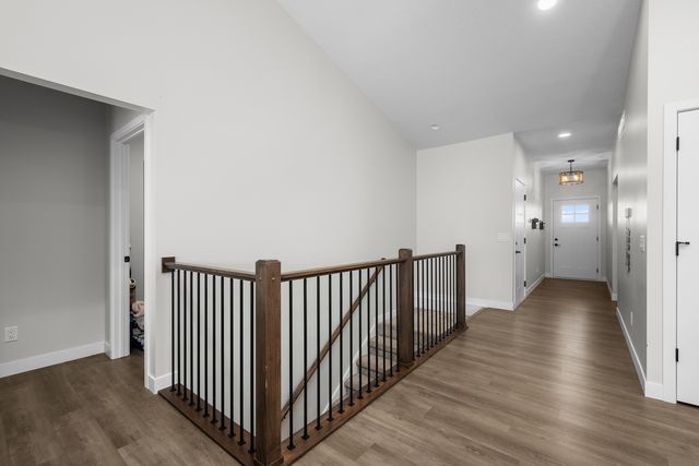1868 REDBUD Circle, Eldridge, IA 52748