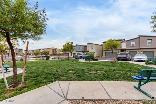 7945 Whisper Words Avenue, Las Vegas, NV 89113