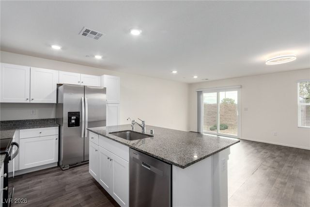 7945 Whisper Words Avenue, Las Vegas, NV 89113