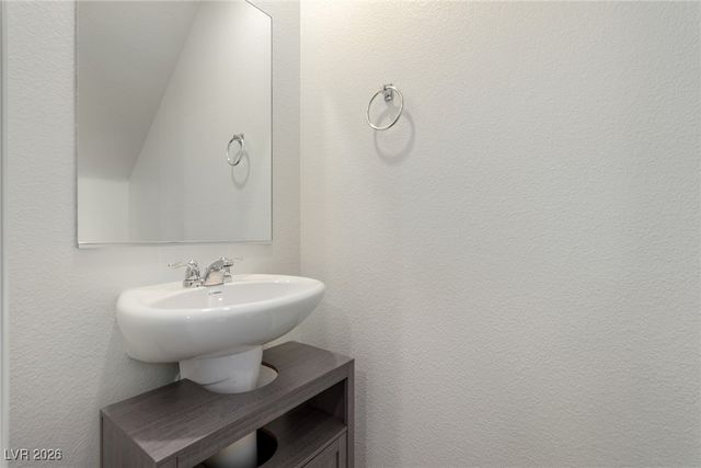 7945 Whisper Words Avenue, Las Vegas, NV 89113