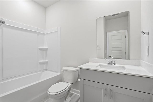1556 Erindale Drive, Wellford, SC 29385