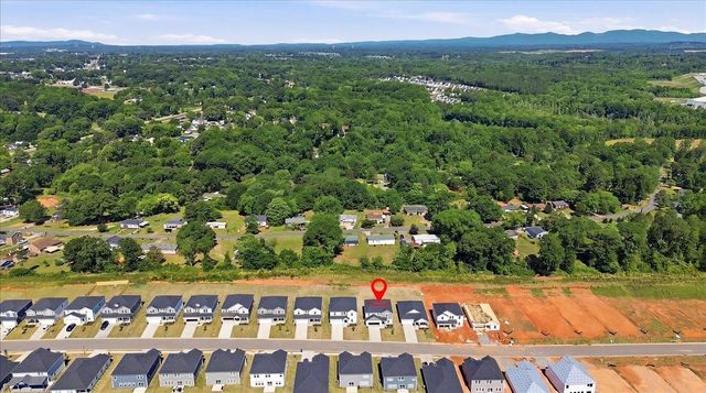 1556 Erindale Drive, Wellford, SC 29385