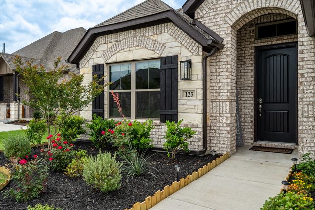 125 Rosehaven Drive, Greenville, TX 75402