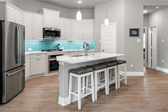 125 Rosehaven Drive, Greenville, TX 75402