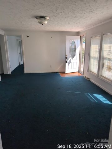 2118 Coy Lane, Morganton, NC 28655