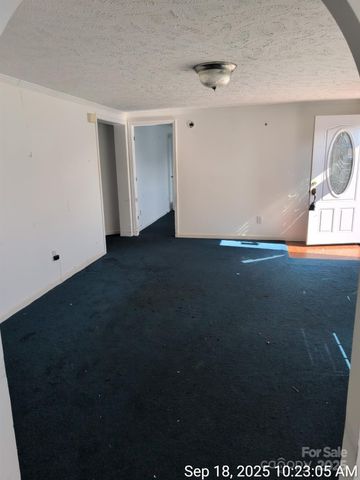 2118 Coy Lane, Morganton, NC 28655