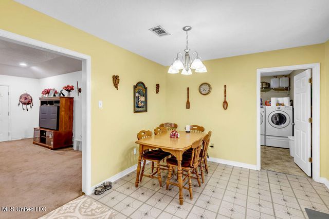 163 E Inda Road, Perkinston, MS 39573