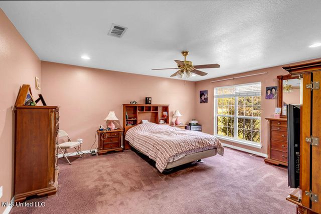 163 E Inda Road, Perkinston, MS 39573