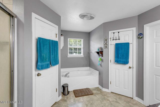 163 E Inda Road, Perkinston, MS 39573