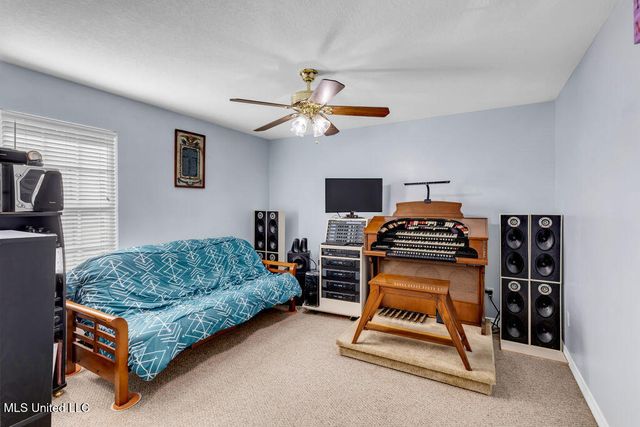 163 E Inda Road, Perkinston, MS 39573