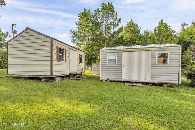 163 E Inda Road, Perkinston, MS 39573