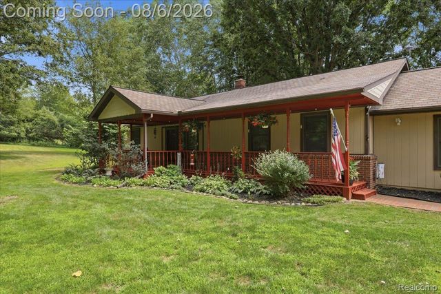 4550 Hummer Lake Road, Brandon Charter Township, MI 48462