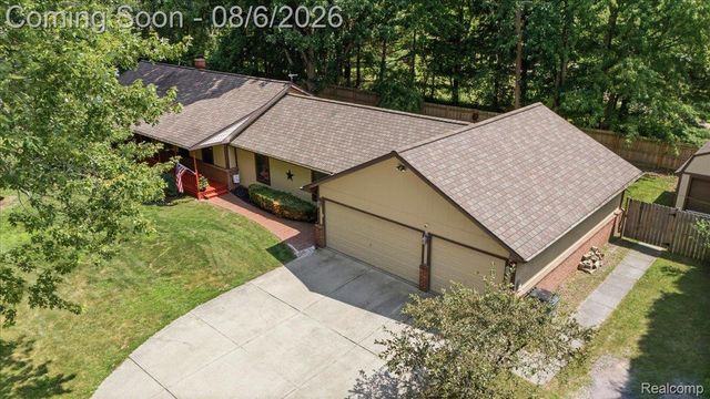 4550 Hummer Lake Road, Brandon Charter Township, MI 48462