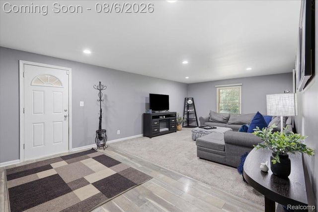 4550 Hummer Lake Road, Brandon Charter Township, MI 48462