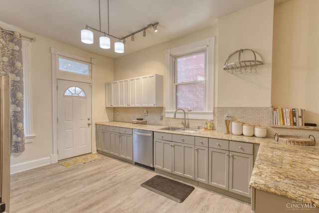 1834 Chase Avenue, Cincinnati, OH 45223