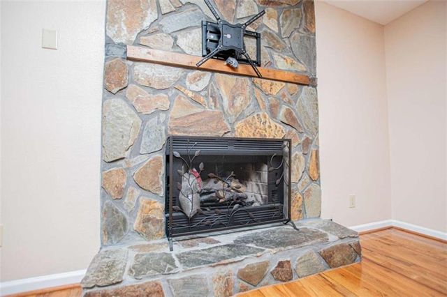 284 Katie Lane, Carrollton, GA 30117