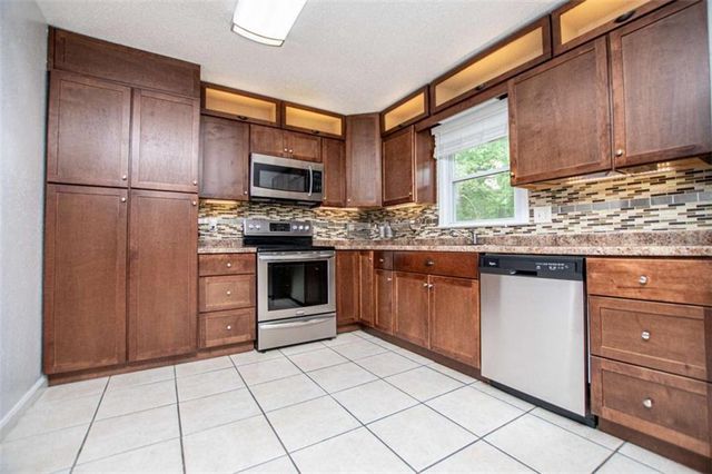 284 Katie Lane, Carrollton, GA 30117