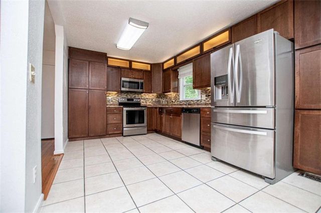 284 Katie Lane, Carrollton, GA 30117