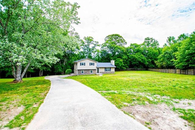 284 Katie Lane, Carrollton, GA 30117