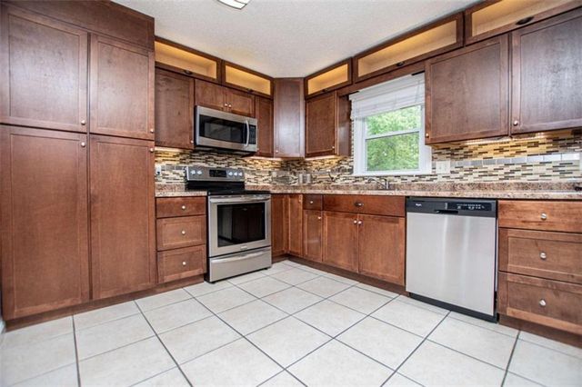 284 Katie Lane, Carrollton, GA 30117