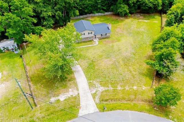 284 Katie Lane, Carrollton, GA 30117