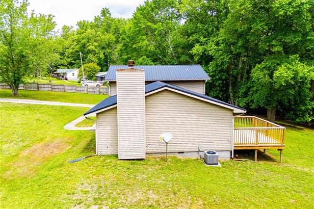 284 Katie Lane, Carrollton, GA 30117