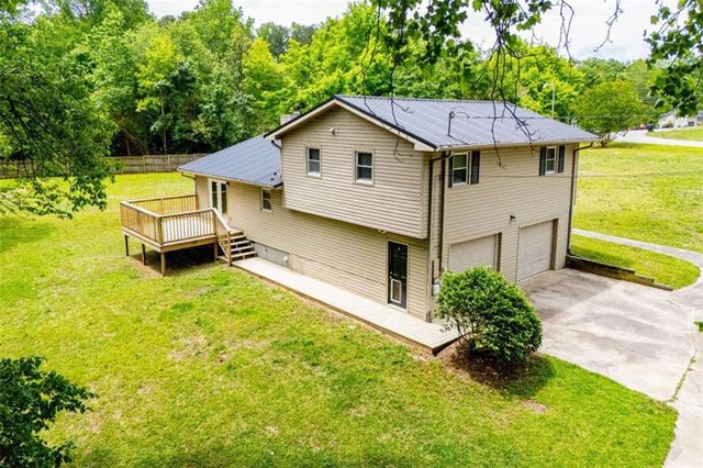 284 Katie Lane, Carrollton, GA 30117