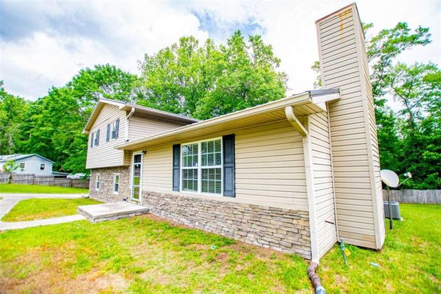 284 Katie Lane, Carrollton, GA 30117