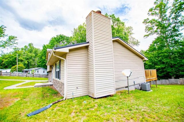284 Katie Lane, Carrollton, GA 30117