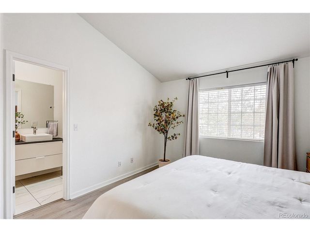 2812 W Centennial Dr D, Littleton, CO 80123