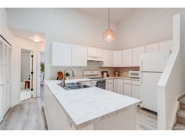 2812 W Centennial Dr D, Littleton, CO 80123
