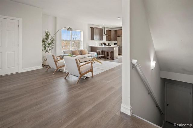 3229 Lohr Road, Ann Arbor, MI 48108