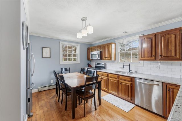 230 School Street, Lincoln, RI 02865