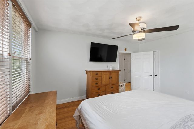 230 School Street, Lincoln, RI 02865