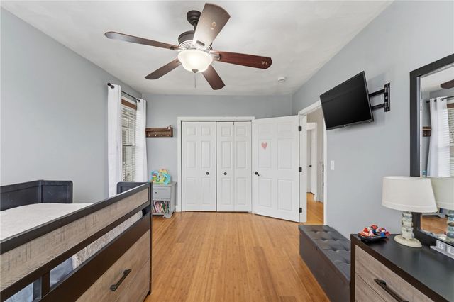 230 School Street, Lincoln, RI 02865