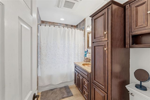 230 School Street, Lincoln, RI 02865